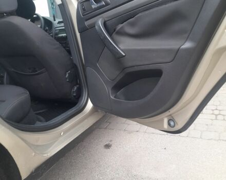 Бежевий Шкода Октавія, об'ємом двигуна 1.9 л та пробігом 300 тис. км за 2000 $, фото 6 на Automoto.ua