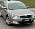 Бежевый Шкода Октавия, объемом двигателя 1.8 л и пробегом 231 тыс. км за 9350 $, фото 3 на Automoto.ua