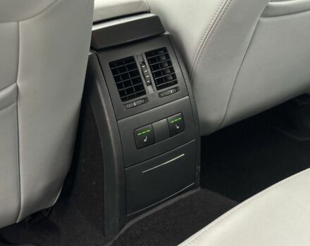 Бежевый Шкода Октавия, объемом двигателя 1.8 л и пробегом 231 тыс. км за 9350 $, фото 17 на Automoto.ua