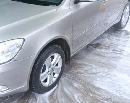 Бежевый Шкода Октавия, объемом двигателя 1.9 л и пробегом 190 тыс. км за 9000 $, фото 1 на Automoto.ua