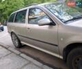 Бежевый Шкода Октавия, объемом двигателя 1.6 л и пробегом 170 тыс. км за 4150 $, фото 1 на Automoto.ua