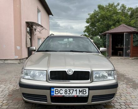 Бежевый Шкода Октавия, объемом двигателя 1.6 л и пробегом 291 тыс. км за 4299 $, фото 1 на Automoto.ua