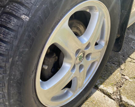 Бежевый Шкода Октавия, объемом двигателя 1.6 л и пробегом 241 тыс. км за 4699 $, фото 15 на Automoto.ua