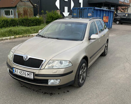 Бежевый Шкода Октавия, объемом двигателя 2 л и пробегом 225 тыс. км за 5300 $, фото 2 на Automoto.ua