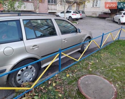 Шкода Октавия 2004 в Хмельницком на Automoto.ua Бежевый Шкода Октавия, объемом двигателя 1.6 л и пробегом 252 тыс. км за 4500 $, фото 9 на Automoto.ua
