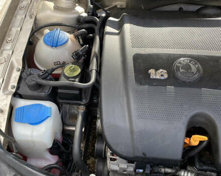 Бежевый Шкода Октавия, объемом двигателя 1.6 л и пробегом 241 тыс. км за 4699 $, фото 13 на Automoto.ua