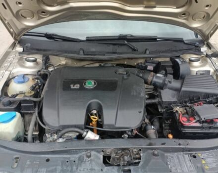 Бежевый Шкода Октавия, объемом двигателя 1.6 л и пробегом 291 тыс. км за 4299 $, фото 13 на Automoto.ua