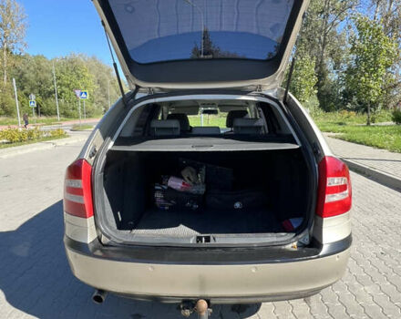 Бежевий Шкода Октавія, об'ємом двигуна 1.6 л та пробігом 200 тис. км за 6000 $, фото 7 на Automoto.ua