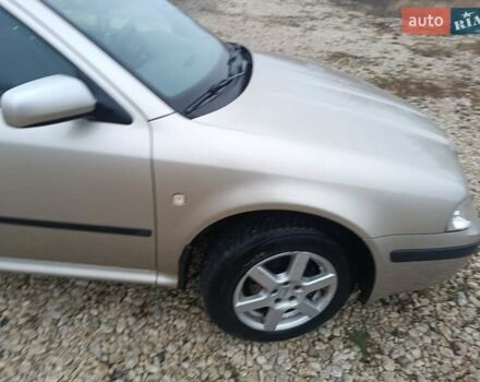 Бежевий Шкода Октавія, об'ємом двигуна 1.6 л та пробігом 257 тис. км за 4500 $, фото 4 на Automoto.ua