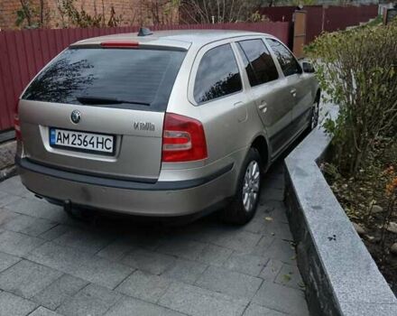 Бежевий Шкода Октавія, об'ємом двигуна 1.6 л та пробігом 258 тис. км за 5700 $, фото 1 на Automoto.ua