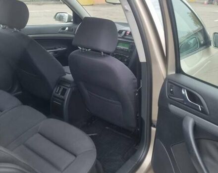 Бежевый Шкода Октавия, объемом двигателя 1.6 л и пробегом 189 тыс. км за 6700 $, фото 54 на Automoto.ua