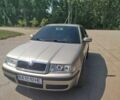 Бежевый Шкода Октавия, объемом двигателя 1.6 л и пробегом 307 тыс. км за 5700 $, фото 1 на Automoto.ua