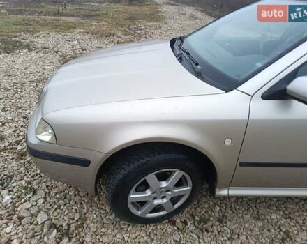 Бежевий Шкода Октавія, об'ємом двигуна 1.6 л та пробігом 257 тис. км за 4500 $, фото 5 на Automoto.ua