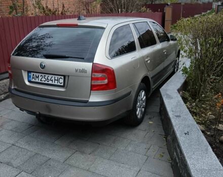 Бежевий Шкода Октавія, об'ємом двигуна 1.6 л та пробігом 258 тис. км за 5800 $, фото 1 на Automoto.ua