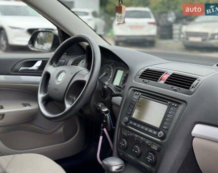 Бежевий Шкода Октавія, об'ємом двигуна 1.6 л та пробігом 228 тис. км за 6799 $, фото 24 на Automoto.ua