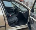 Бежевий Шкода Октавія, об'ємом двигуна 1.6 л та пробігом 300 тис. км за 4550 $, фото 10 на Automoto.ua