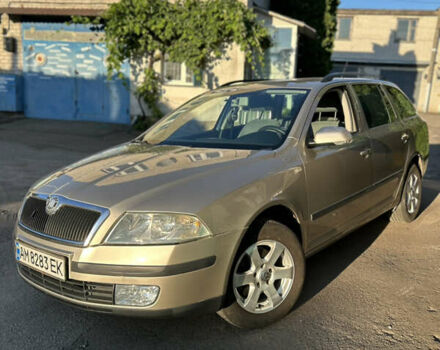 Бежевый Шкода Октавия, объемом двигателя 1.6 л и пробегом 190 тыс. км за 6100 $, фото 1 на Automoto.ua