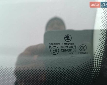 Бежевий Шкода Октавія, об'ємом двигуна 1.6 л та пробігом 257 тис. км за 4500 $, фото 20 на Automoto.ua