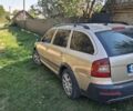 Бежевый Шкода Октавия, объемом двигателя 2 л и пробегом 351 тыс. км за 4500 $, фото 4 на Automoto.ua