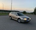Бежевий Шкода Октавія, об'ємом двигуна 1.6 л та пробігом 211 тис. км за 4500 $, фото 1 на Automoto.ua