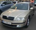 Бежевий Шкода Октавія, об'ємом двигуна 1.6 л та пробігом 327 тис. км за 4198 $, фото 1 на Automoto.ua