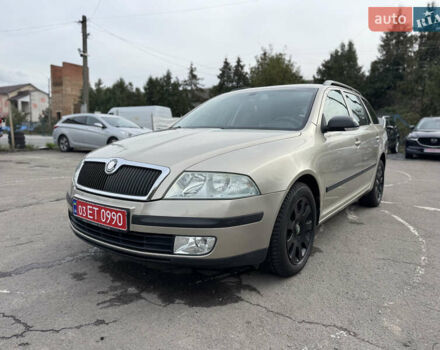 Бежевий Шкода Октавія, об'ємом двигуна 1.6 л та пробігом 228 тис. км за 6799 $, фото 1 на Automoto.ua
