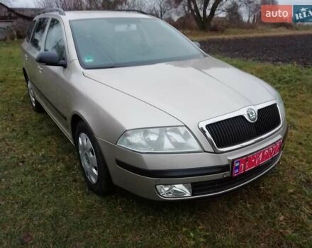 Бежевый Шкода Октавия, объемом двигателя 1.6 л и пробегом 198 тыс. км за 5900 $, фото 2 на Automoto.ua
