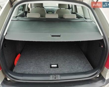 Бежевый Шкода Октавия, объемом двигателя 1.6 л и пробегом 198 тыс. км за 5900 $, фото 16 на Automoto.ua