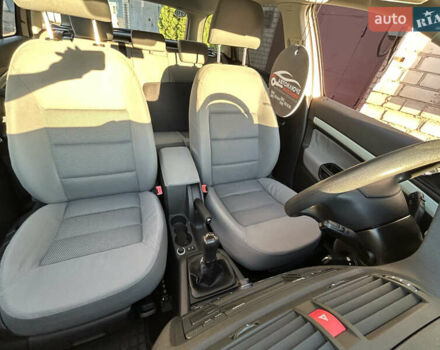 Бежевый Шкода Октавия, объемом двигателя 1.6 л и пробегом 190 тыс. км за 6100 $, фото 6 на Automoto.ua