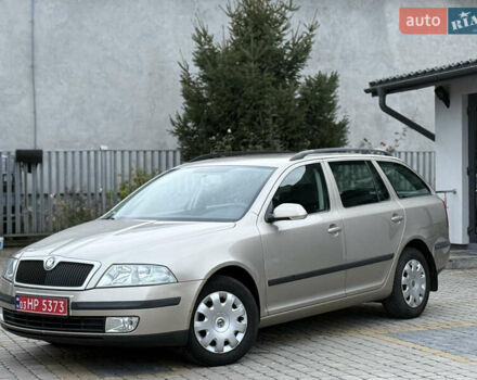 Бежевий Шкода Октавія, об'ємом двигуна 1.6 л та пробігом 206 тис. км за 4950 $, фото 2 на Automoto.ua