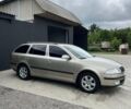 Бежевий Шкода Октавія, об'ємом двигуна 1.6 л та пробігом 245 тис. км за 5800 $, фото 1 на Automoto.ua