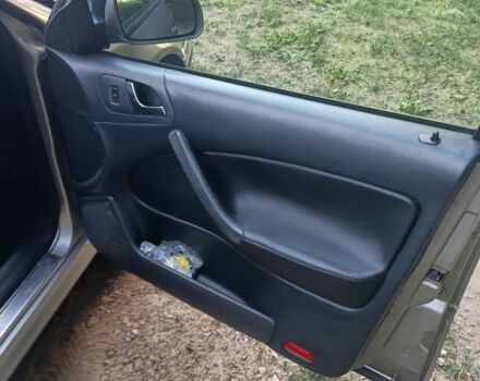 Бежевый Шкода Октавия, объемом двигателя 1.8 л и пробегом 230 тыс. км за 4200 $, фото 3 на Automoto.ua