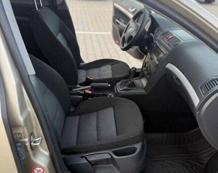 Бежевый Шкода Октавия, объемом двигателя 1.6 л и пробегом 194 тыс. км за 6350 $, фото 27 на Automoto.ua