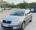 Бежевый Шкода Октавия, объемом двигателя 1.6 л и пробегом 185 тыс. км за 5900 $, фото 1 на Automoto.ua