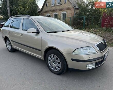 Бежевый Шкода Октавия, объемом двигателя 2 л и пробегом 218 тыс. км за 7500 $, фото 17 на Automoto.ua