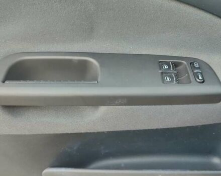 Бежевый Шкода Октавия, объемом двигателя 1.6 л и пробегом 212 тыс. км за 5600 $, фото 16 на Automoto.ua