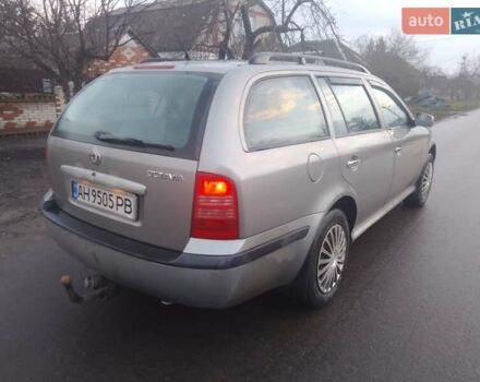 Бежевый Шкода Октавия, объемом двигателя 1.8 л и пробегом 230 тыс. км за 5600 $, фото 5 на Automoto.ua