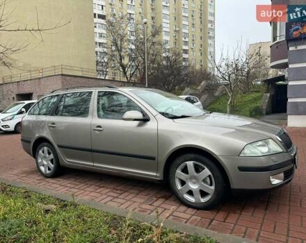 Бежевый Шкода Октавия, объемом двигателя 1.97 л и пробегом 275 тыс. км за 5200 $, фото 18 на Automoto.ua