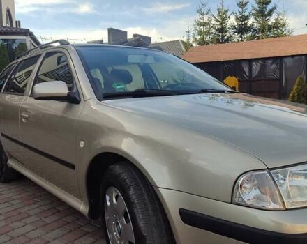 Бежевый Шкода Октавия, объемом двигателя 1.6 л и пробегом 212 тыс. км за 5700 $, фото 5 на Automoto.ua