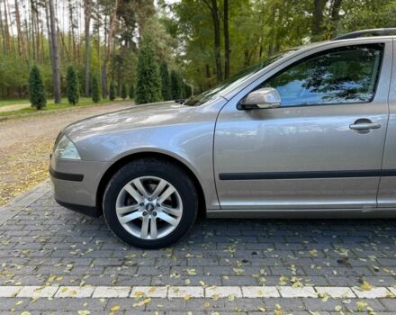 Шкода Октавия 2006 в Киеве на Automoto.ua Бежевый Шкода Октавия, объемом двигателя 1.6 л и пробегом 165 тыс. км за 6299 $, фото 15 на Automoto.ua