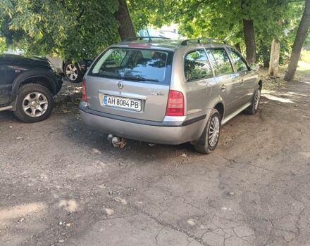 Бежевый Шкода Октавия, объемом двигателя 1.8 л и пробегом 230 тыс. км за 4200 $, фото 2 на Automoto.ua