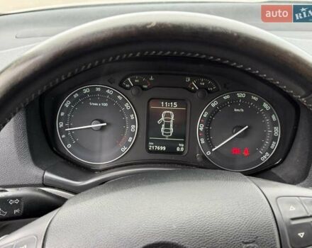 Бежевий Шкода Октавія, об'ємом двигуна 1.6 л та пробігом 217 тис. км за 6100 $, фото 19 на Automoto.ua