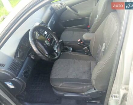 Бежевий Шкода Октавія, об'ємом двигуна 1.6 л та пробігом 239 тис. км за 6000 $, фото 26 на Automoto.ua