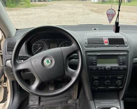 Бежевий Шкода Октавія, об'ємом двигуна 1.6 л та пробігом 245 тис. км за 5800 $, фото 11 на Automoto.ua