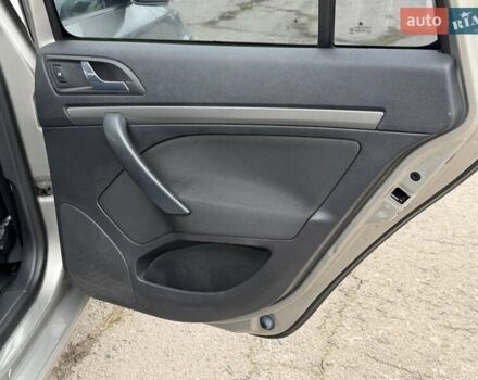 Бежевий Шкода Октавія, об'ємом двигуна 1.6 л та пробігом 217 тис. км за 6100 $, фото 28 на Automoto.ua