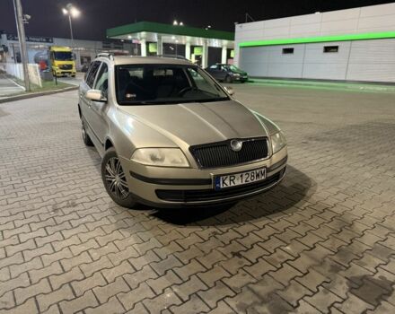 Бежевий Шкода Октавія, об'ємом двигуна 1.9 л та пробігом 300 тис. км за 2850 $, фото 1 на Automoto.ua