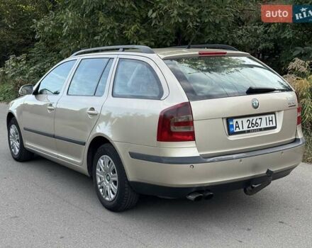 Бежевый Шкода Октавия, объемом двигателя 2 л и пробегом 218 тыс. км за 7500 $, фото 5 на Automoto.ua