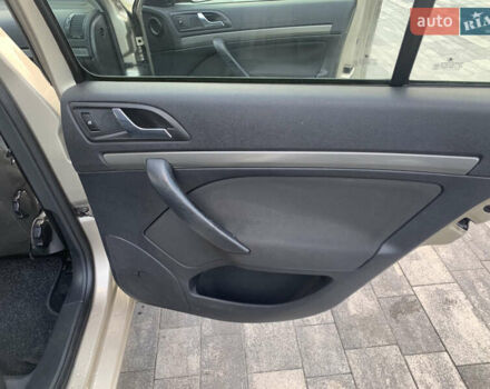 Шкода Октавия 2006 в Луцке на Automoto.ua Бежевый Шкода Октавия, объемом двигателя 1.6 л и пробегом 224 тыс. км за 6400 $, фото 23 на Automoto.ua