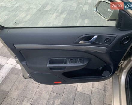 Шкода Октавия 2006 в Луцке на Automoto.ua Бежевый Шкода Октавия, объемом двигателя 1.6 л и пробегом 224 тыс. км за 6400 $, фото 18 на Automoto.ua