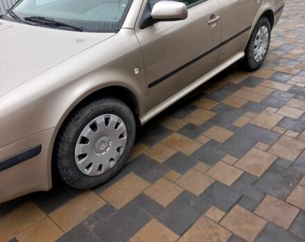 Бежевый Шкода Октавия, объемом двигателя 0 л и пробегом 183 тыс. км за 5517 $, фото 1 на Automoto.ua